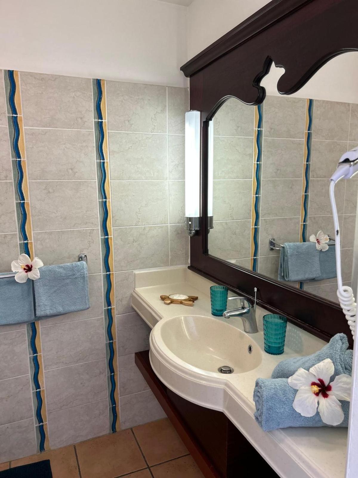 Ti Cocotier Appartement Vue Mer 2 A 6 Personnes Village Pierre Et Vacances Сент-Люс Экстерьер фото